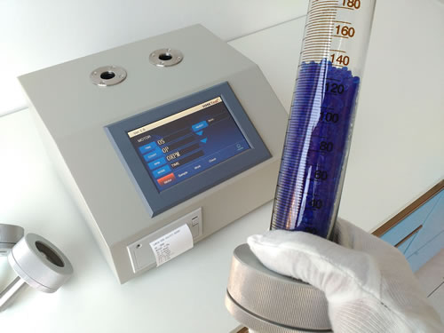 Compressibility index by LABULK 0335 Tap Density Tester